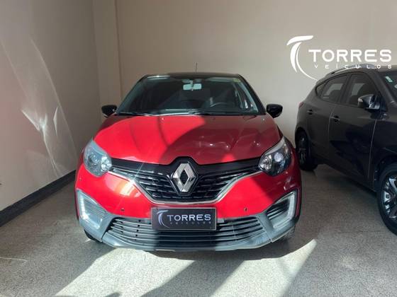 RENAULT CAPTUR 1.6 16V SCE FLEX LIFE X-TRONIC RENAULT CAPTUR 1.6 16V SCE FLEX LIFE X-TRONIC